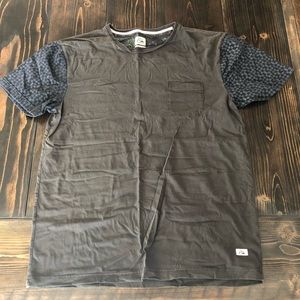 Weird quicksilver pocket tee